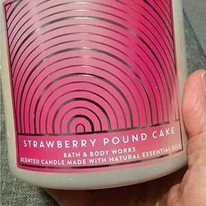 Bath & Body Works Strawberry Pound Cake Candle - Pink and White